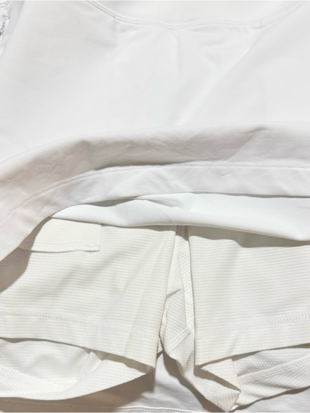 Tommy Bahama White IslandZone Active Golf skort Size Large NWT - Picture 7 of 7